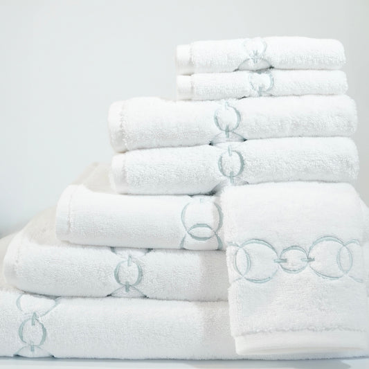 Lynnens Lara Aqua Bath Towel Collection