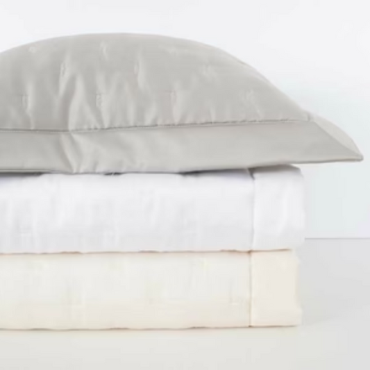 Fil Coupé Quilted Coverlet Bundle