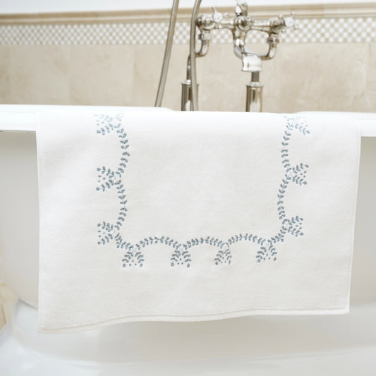 Lynnens Venere Blue Bath Mat