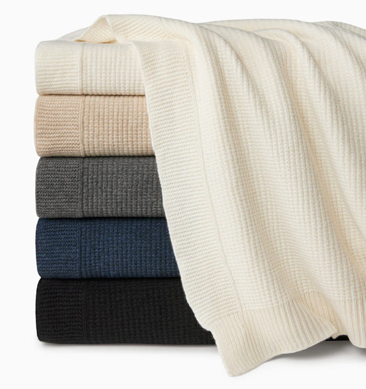 Pettra Lambswool Throw