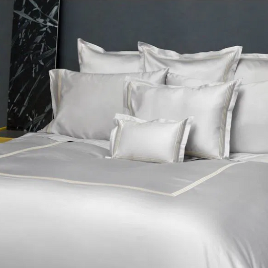 Platinum Sateen Duvet Cover & Shams Collection