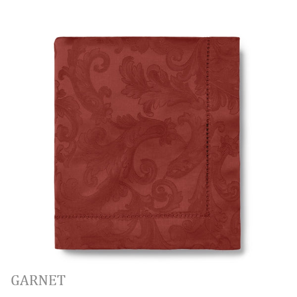 Sferra - Acanthus Tablecloth Garnet